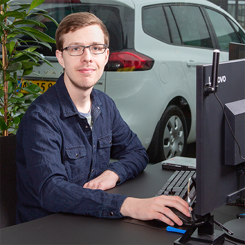 Niklas B. Hansen